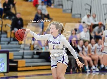 Thumbnail 2 in Silver Creek vs Arvada West photogallery.