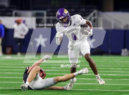 Thumbnail 2 in Shiner @ Muenster (UIL 2A Division II Football Final) photogallery.