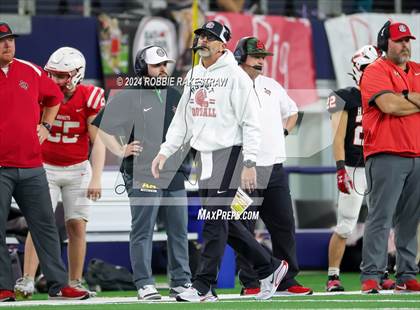 Thumbnail 3 in Shiner @ Muenster (UIL 2A Division II Football Final) photogallery.
