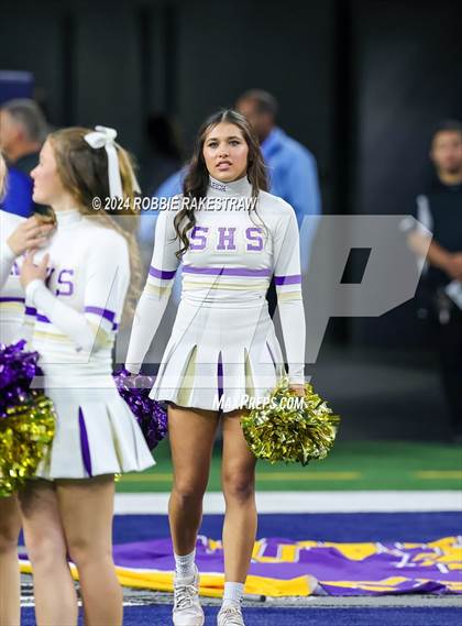 Thumbnail 2 in Shiner @ Muenster (UIL 2A Division II Football Final) photogallery.