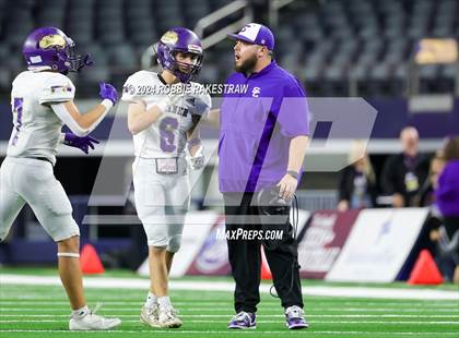 Thumbnail 3 in Shiner @ Muenster (UIL 2A Division II Football Final) photogallery.