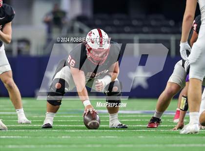 Thumbnail 2 in Shiner @ Muenster (UIL 2A Division II Football Final) photogallery.