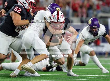 Thumbnail 2 in Shiner @ Muenster (UIL 2A Division II Football Final) photogallery.
