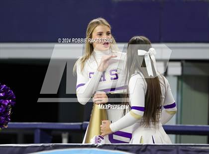 Thumbnail 2 in Shiner @ Muenster (UIL 2A Division II Football Final) photogallery.