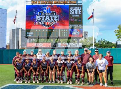 Thumbnail 1 in UIL Softball FInals Teams and Umpires photogallery.
