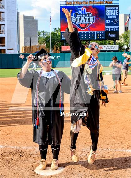 Thumbnail 3 in UIL Softball FInals Teams and Umpires photogallery.