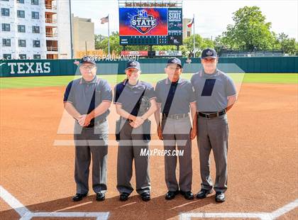 Thumbnail 1 in UIL Softball FInals Teams and Umpires photogallery.