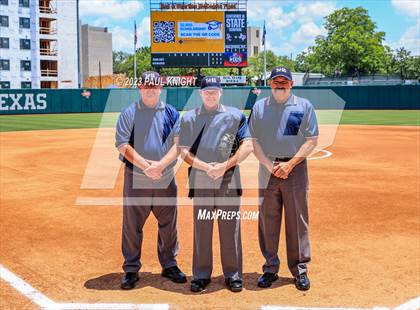 Thumbnail 3 in UIL Softball FInals Teams and Umpires photogallery.