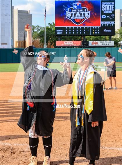 Thumbnail 1 in UIL Softball FInals Teams and Umpires photogallery.