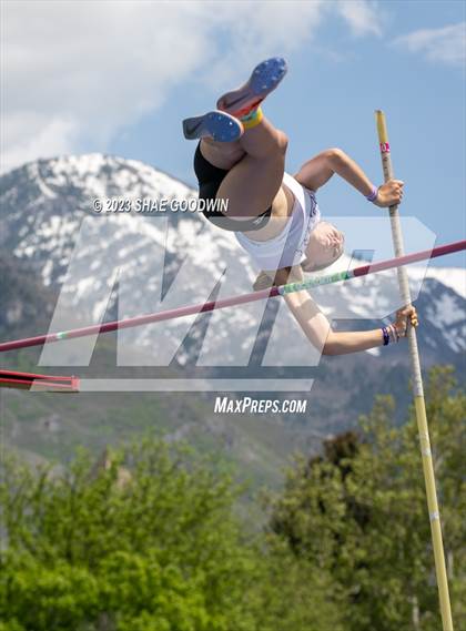 Thumbnail 3 in UHSAA Finals photogallery.