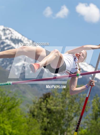 Thumbnail 3 in UHSAA Finals photogallery.