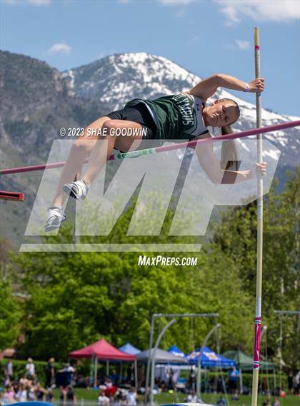 Thumbnail 2 in UHSAA Finals photogallery.