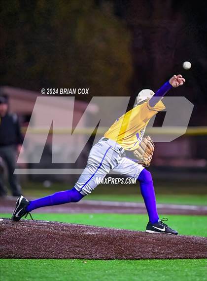 Thumbnail 2 in Belton vs West Plains (Ozark Classic) photogallery.