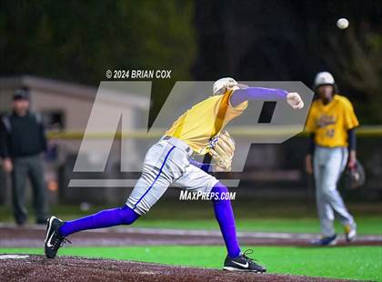 Thumbnail 1 in Belton vs West Plains (Ozark Classic) photogallery.