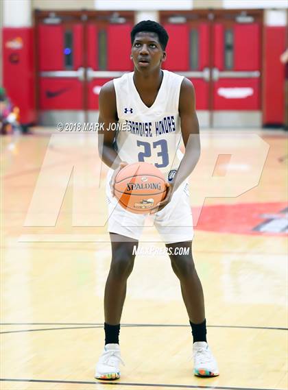 Thumbnail 3 in Paradise Honors vs. Clark (Hoophall West Tournament)  photogallery.