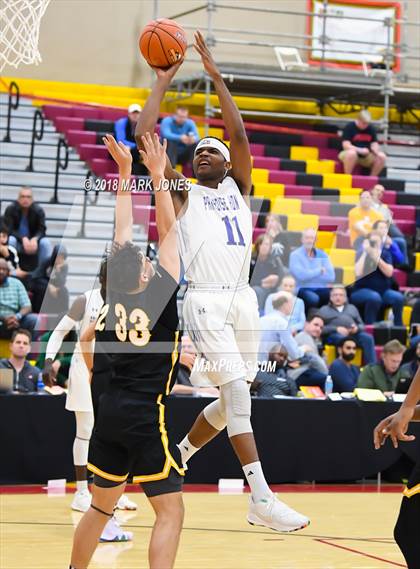 Thumbnail 1 in Paradise Honors vs. Clark (Hoophall West Tournament)  photogallery.