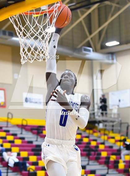 Thumbnail 2 in Paradise Honors vs. Clark (Hoophall West Tournament)  photogallery.