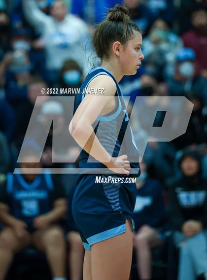 Thumbnail 3 in Chaminade vs Camarillo photogallery.