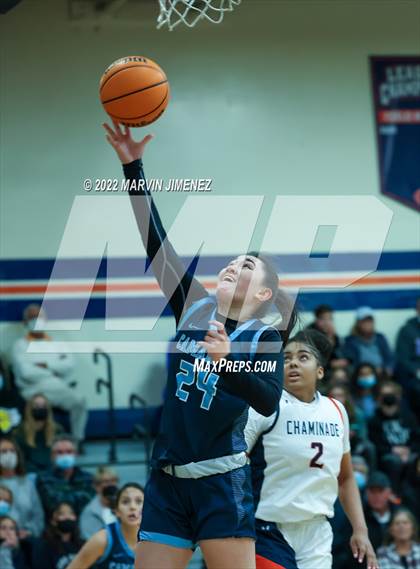 Thumbnail 1 in Chaminade vs Camarillo photogallery.