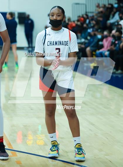 Thumbnail 2 in Chaminade vs Camarillo photogallery.