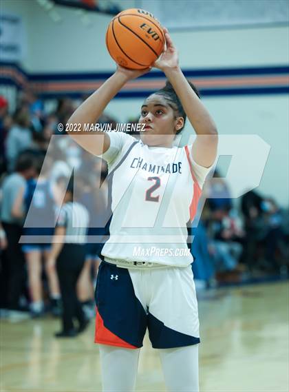 Thumbnail 3 in Chaminade vs Camarillo photogallery.