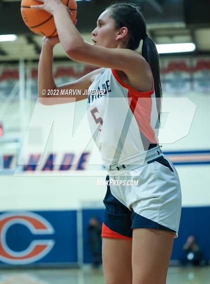 Thumbnail 3 in Chaminade vs Camarillo photogallery.