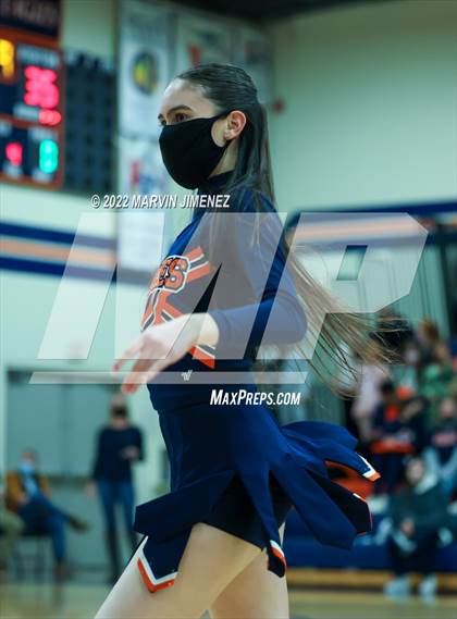 Thumbnail 3 in Chaminade vs Camarillo photogallery.