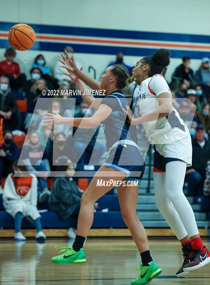 Thumbnail 1 in Chaminade vs Camarillo photogallery.