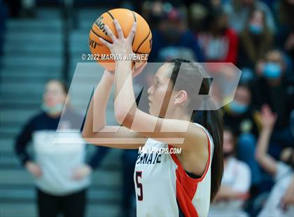 Thumbnail 3 in Chaminade vs Camarillo photogallery.