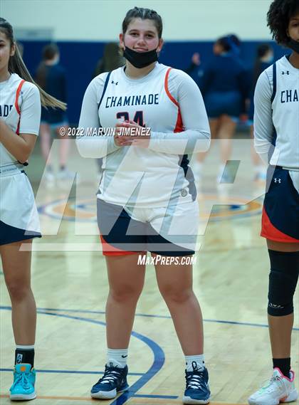 Thumbnail 2 in Chaminade vs Camarillo photogallery.