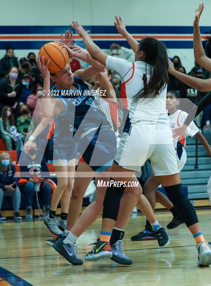 Thumbnail 1 in Chaminade vs Camarillo photogallery.