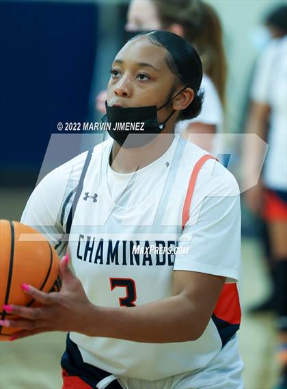 Thumbnail 3 in Chaminade vs Camarillo photogallery.