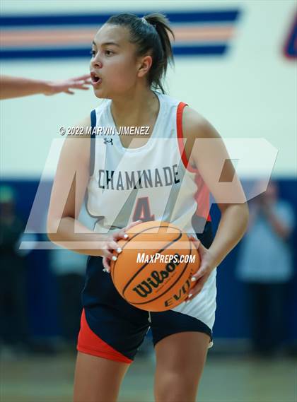 Thumbnail 2 in Chaminade vs Camarillo photogallery.