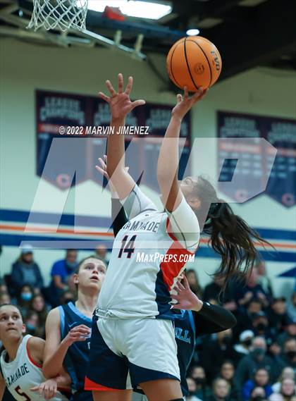 Thumbnail 1 in Chaminade vs Camarillo photogallery.
