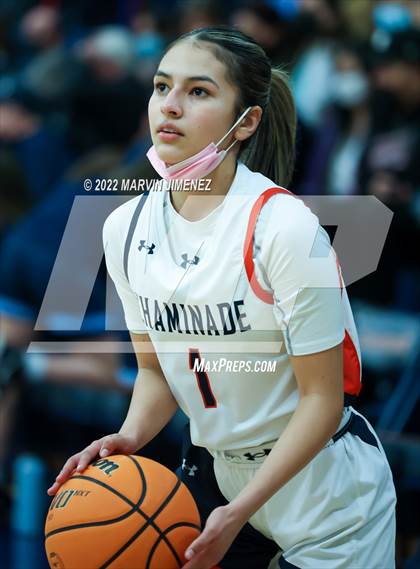 Thumbnail 2 in Chaminade vs Camarillo photogallery.