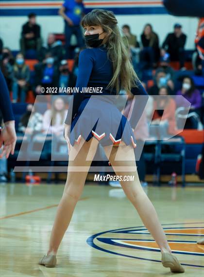 Thumbnail 2 in Chaminade vs Camarillo photogallery.