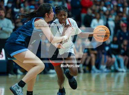 Thumbnail 2 in Chaminade vs Camarillo photogallery.