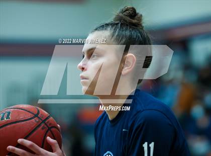 Thumbnail 2 in Chaminade vs Camarillo photogallery.