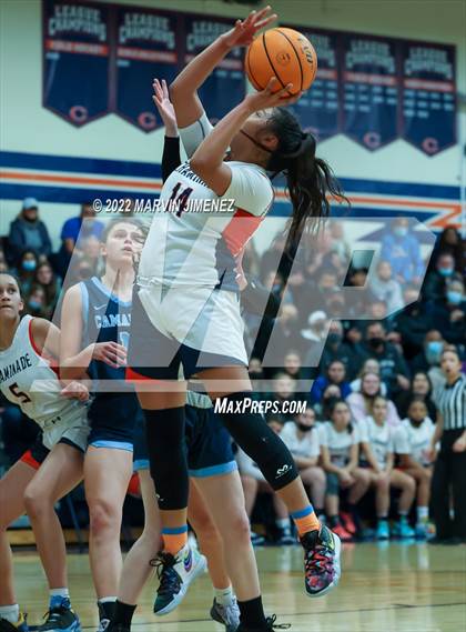 Thumbnail 3 in Chaminade vs Camarillo photogallery.