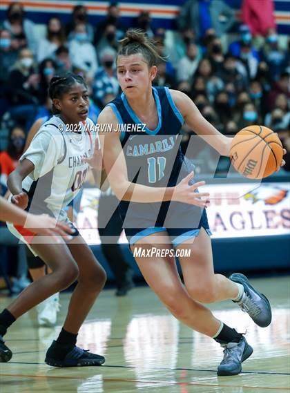 Thumbnail 3 in Chaminade vs Camarillo photogallery.