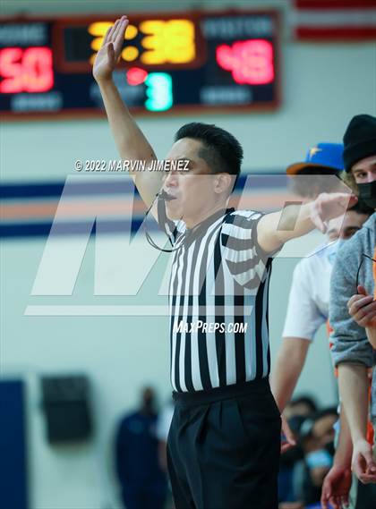 Thumbnail 3 in Chaminade vs Camarillo photogallery.