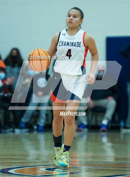Thumbnail 2 in Chaminade vs Camarillo photogallery.
