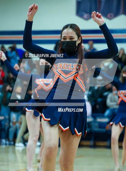 Thumbnail 2 in Chaminade vs Camarillo photogallery.