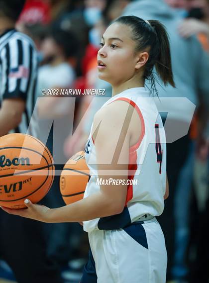 Thumbnail 2 in Chaminade vs Camarillo photogallery.
