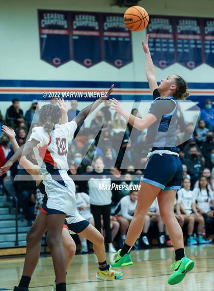 Thumbnail 2 in Chaminade vs Camarillo photogallery.