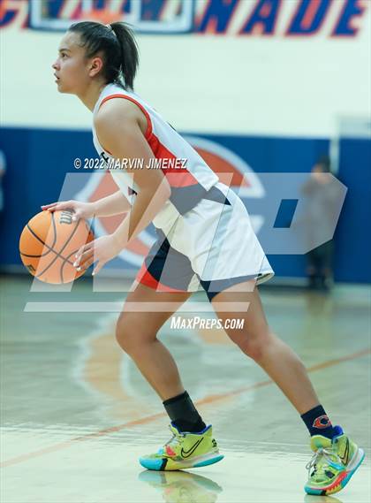 Thumbnail 1 in Chaminade vs Camarillo photogallery.