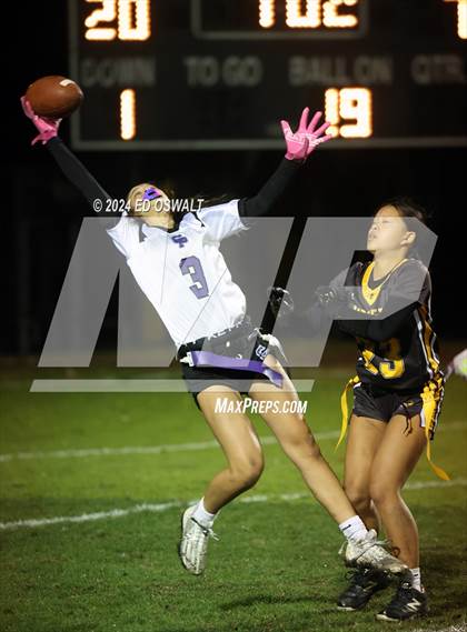 Thumbnail 3 in Alameda vs. College Park (CIF NCS Quarterfinal) photogallery.