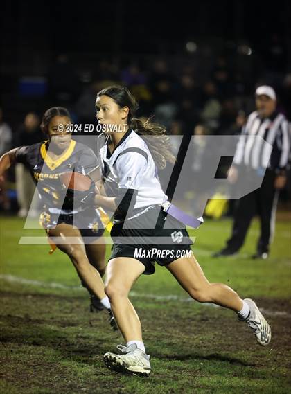 Thumbnail 3 in Alameda vs. College Park (CIF NCS Quarterfinal) photogallery.