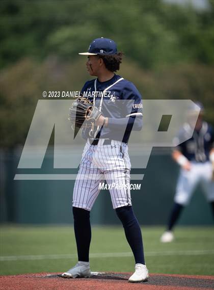 Thumbnail 2 in Hebron vs. Little Elm (UIL 6A Baseball Region 1 Bi-District) photogallery.