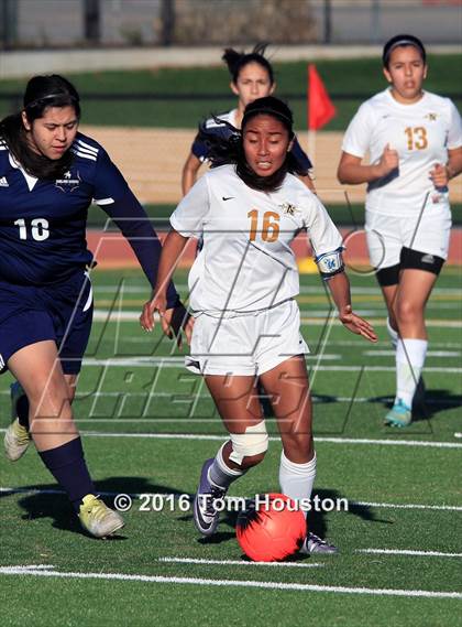 Thumbnail 2 in Northview vs Rowland photogallery.